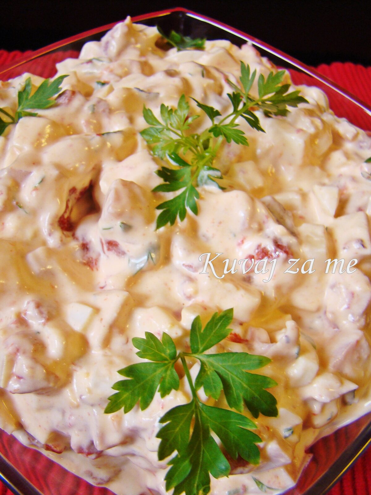 Salata sa pečenim paprikama