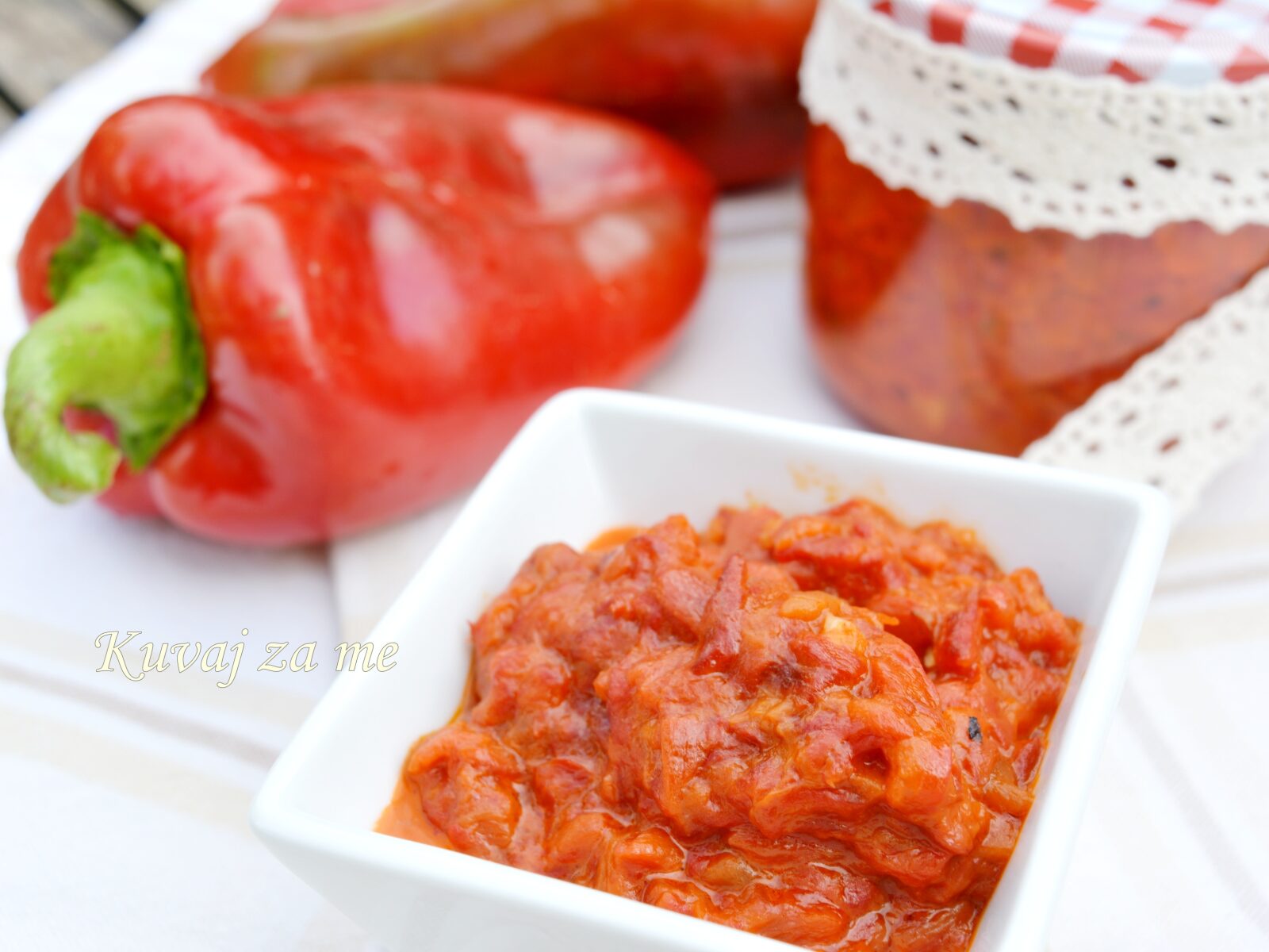 Ajvar od pečenih paprika