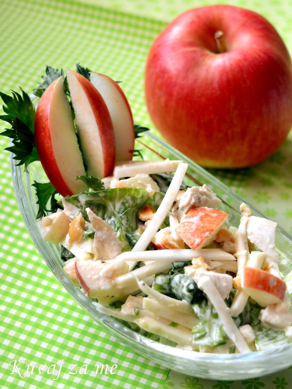 Waldorf salata